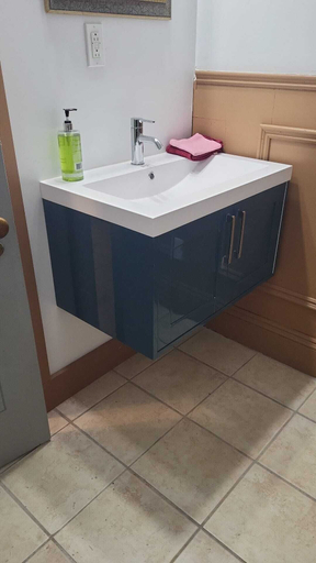 Bathroom 4, Digby Sailboat Suites, Digby