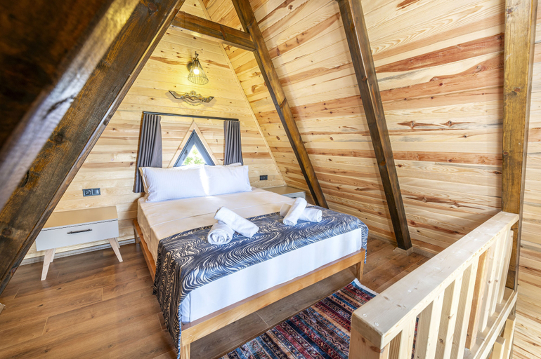 Bedroom 2, Aronia Bungalow, Merkez