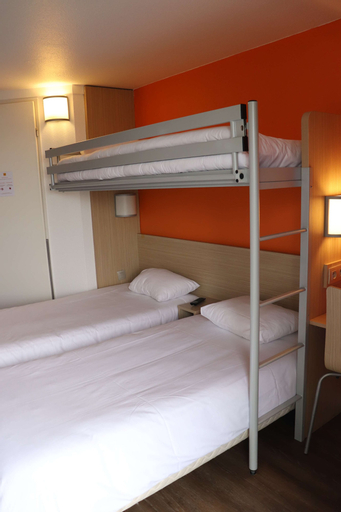Bedroom 11