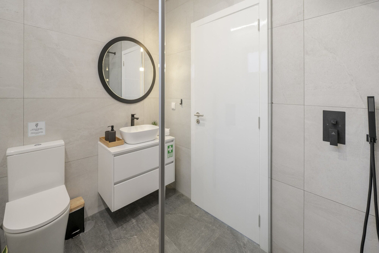 Bathroom 3, Sun, Pool and Comfort, The White House, Ponta do Sol