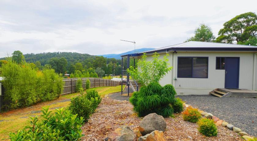 Hex Cottage Peaceful Retreat, Murrindindi - East