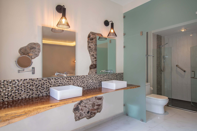 Bathroom 3, TRES79 Hotel Boutique, Nogales