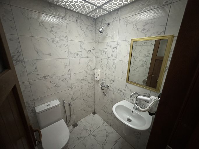 Bathroom 5, Haros Suite Hotel, Çaykara