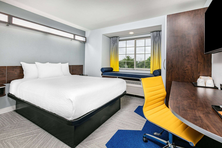 Bedroom 3, Microtel Inn & Suites by Wyndham Austin Airport, Travis
