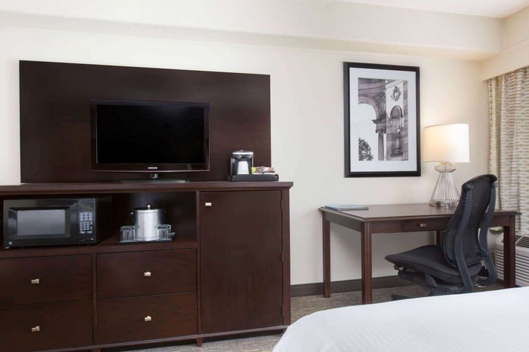 Bedroom 23