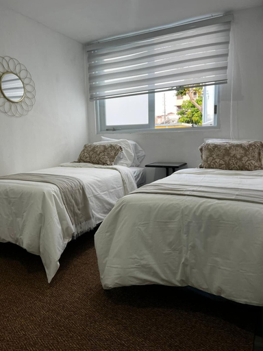 Bedroom 2, Janer House