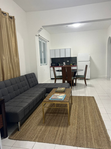 Others 5, Janer House