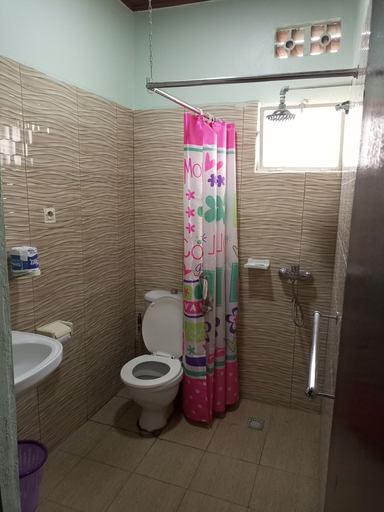Bathroom 3, Charming 2-bed House in Kigali, Gasabo