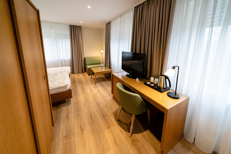 Others 5, Hotel Restaurant Kloppendiek, Borken