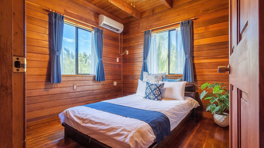 Bedroom 2, Kariyushi Condominium Resort Yuudekiya, Onna