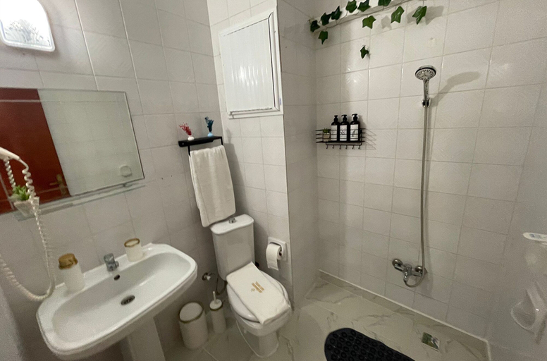 Bathroom 5, Moda Suit Hotel, Kemer