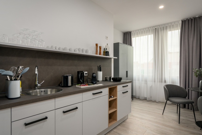 Dining Room 6