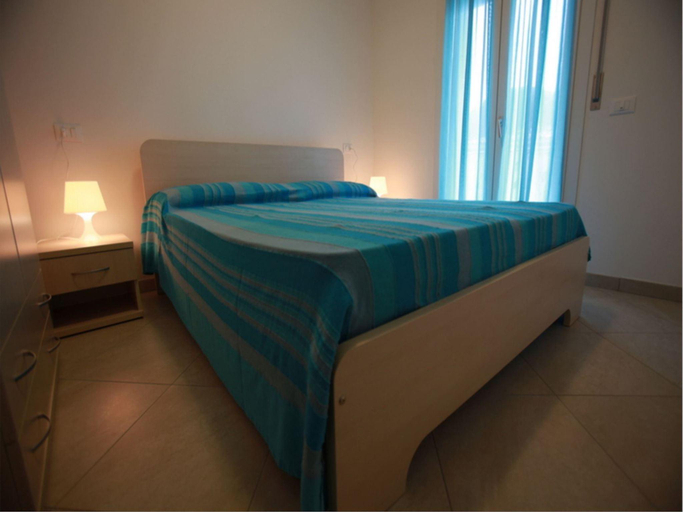 Bedroom, Beautiful two-room apartment with sea view by Beahost Rentals, Rovigo