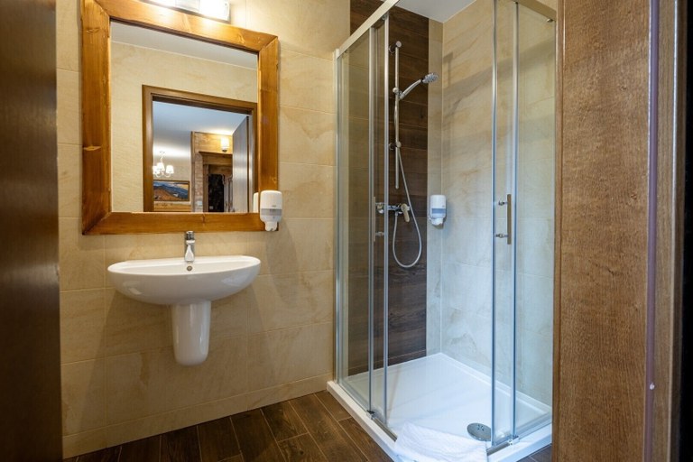 Bathroom 4, Kraina Smaku, Tatra