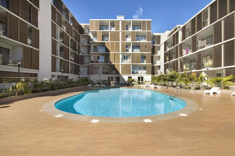 Sport & Beauty, 1 Bed Apartment Sleeps 4 with Pool, Funchal