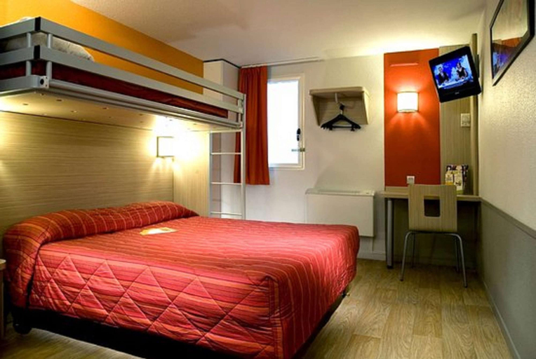 Bedroom 4, Premiere Classe Chantilly Sud-Luzarches, Val-d'Oise