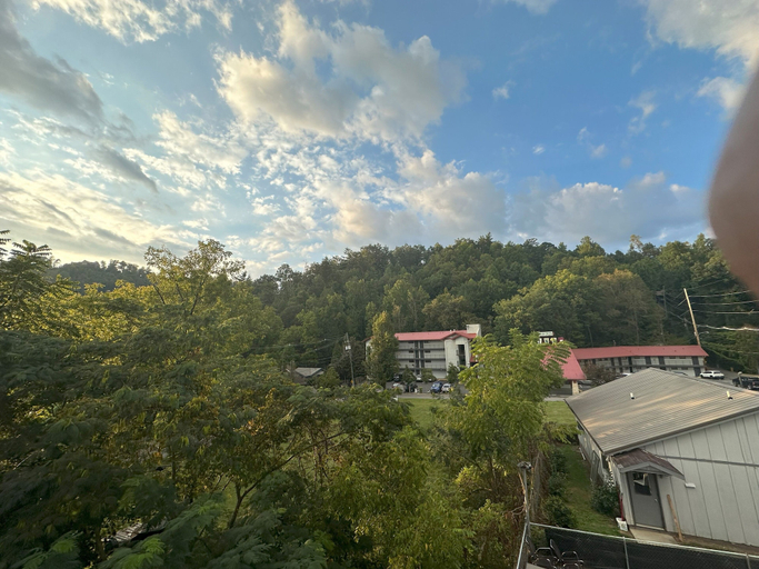 Others 4, Timber Ridge Lodge - Walking Distance from Downtown Gatlinburg, Sevier