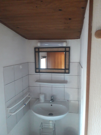 Bathroom 3, Les Gîtes de Petrocoriis, Dordogne