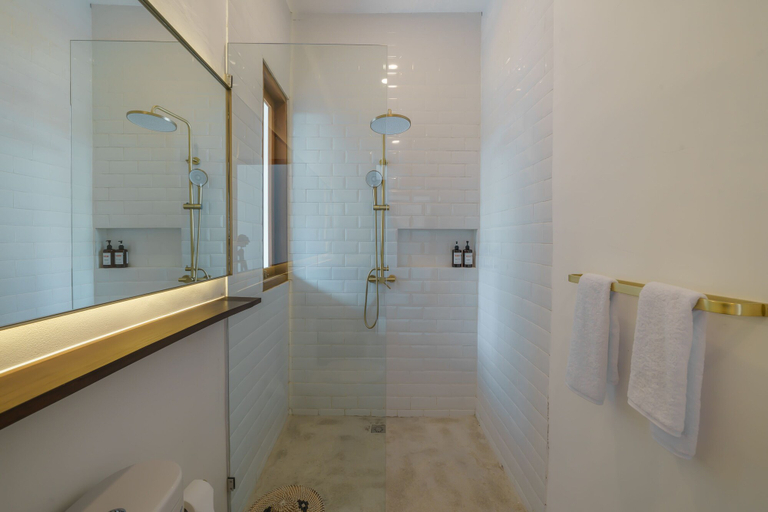 Bathroom 3, Villa Umaju, Badung
