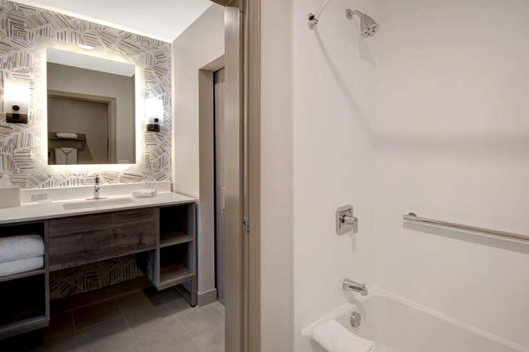 Bathroom 4, Homewood Suites Lexington-Hamburg, Fayette