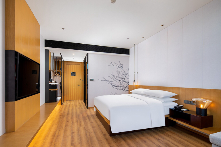 Bedroom 3, Fairfield by Marriott Shanghai Hongqiao NECC, Shanghai