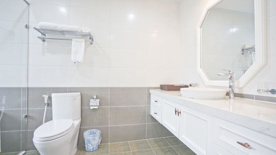 Bathroom 2, Paradise Home Nguyen Du, Hai Bà Trưng