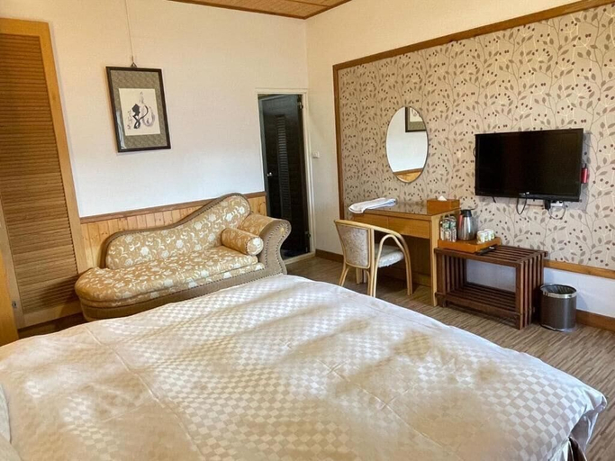 Bedroom 2, CingJing Dragon Manor Resort, Nantou