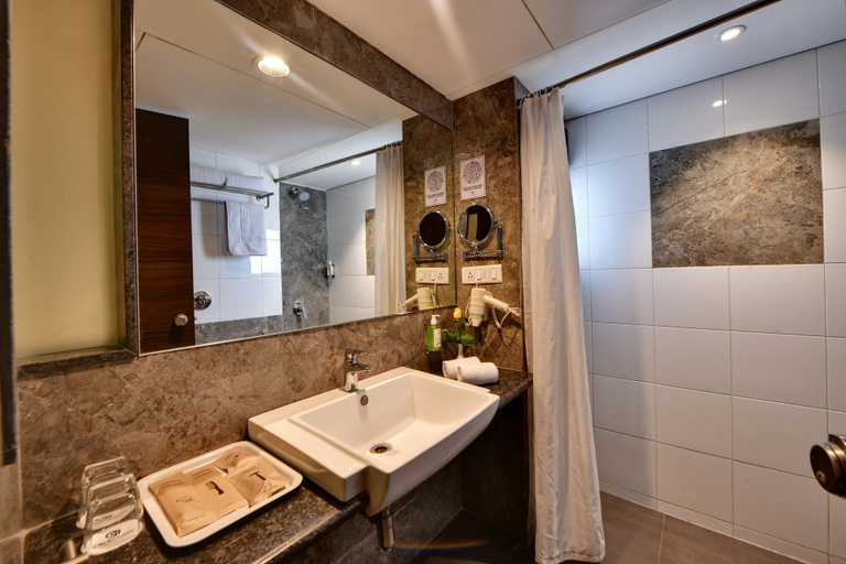 Bathroom, Click Hotel Vadodara, Vadodara