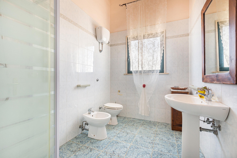 Bathroom 4, 3629 Masseria Sierri by Perle di Puglia, Brindisi