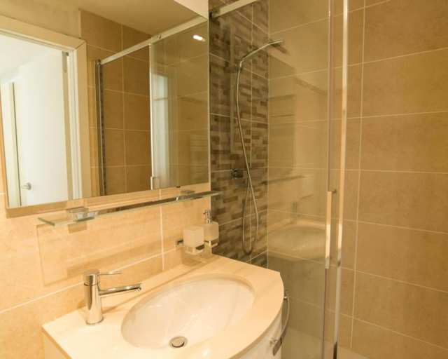Room 2, Haus Cristal, Leuk