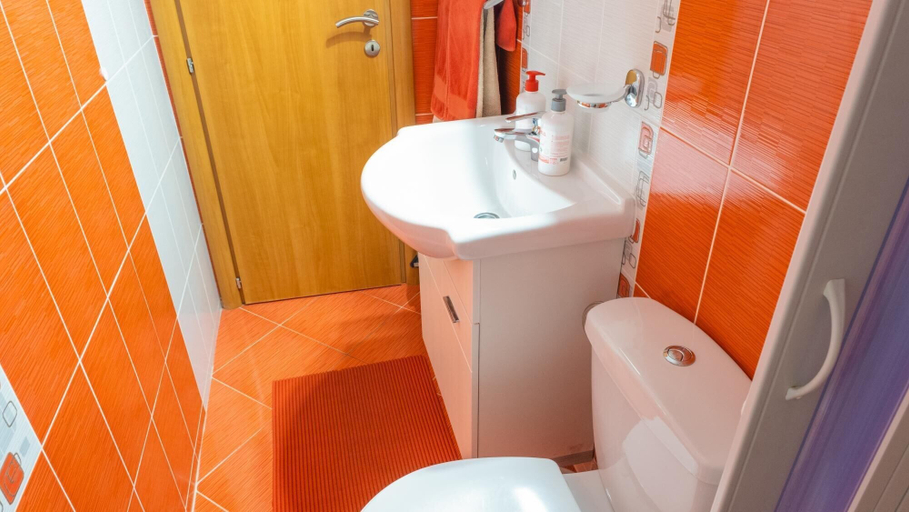 Bathroom 3, Nature View Cozy Flat 1 min to Sea in Kotor
