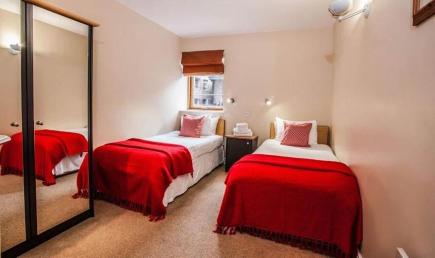 Bedroom 2, TRANQUIL 2BR SUITE APT IN DUBLIN-2, Dublin