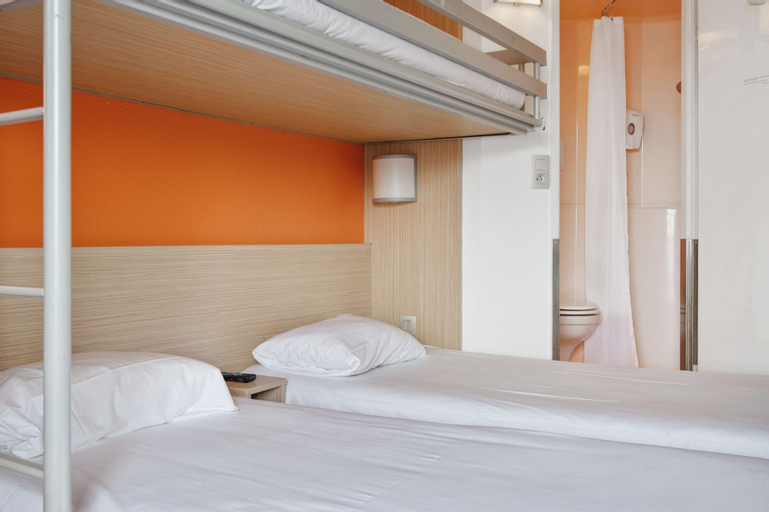 Bedroom 10