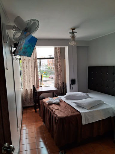Bedroom 5, Hotel Las Artes Inn, Lima