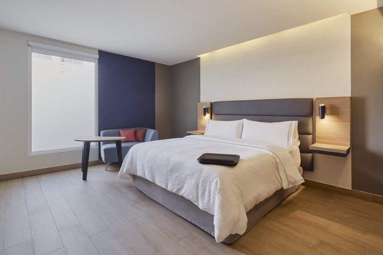 Bedroom 3, Fiesta Inn Insurgentes Sur, Mexico City