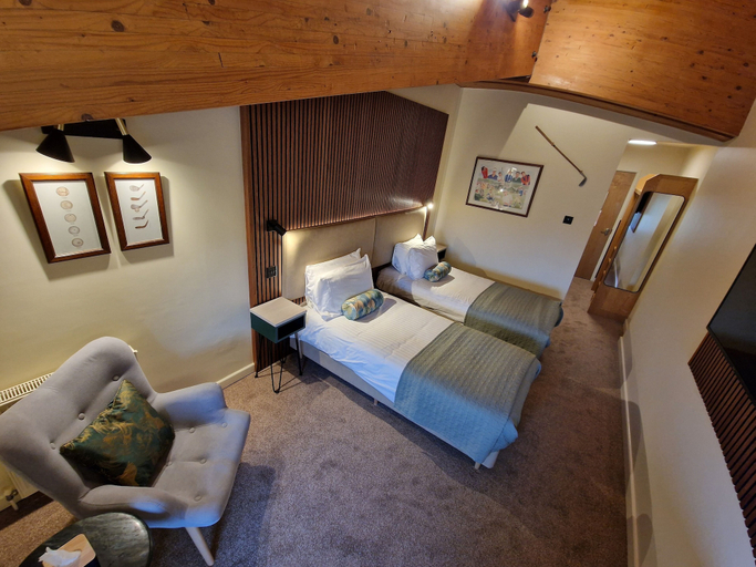 Bedroom 2, The Dorset Golf Hotel, Dorset