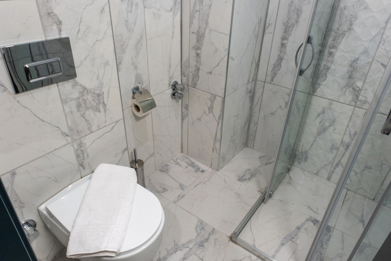 Bathroom 5, Pera Side Hotel, Manavgat