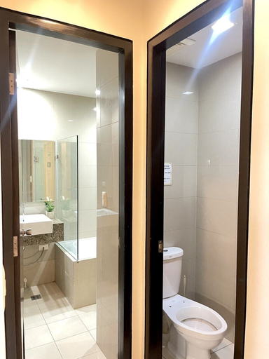 Bathroom 4, Mactan Beach front Suites, Lapu-Lapu City
