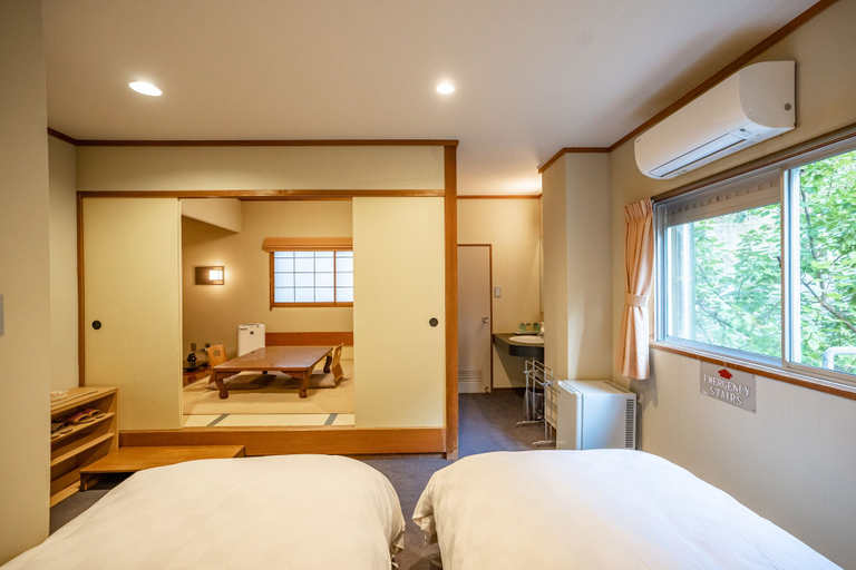 Bedroom 4, Shorenkan Yoshinoya, Kyōtango