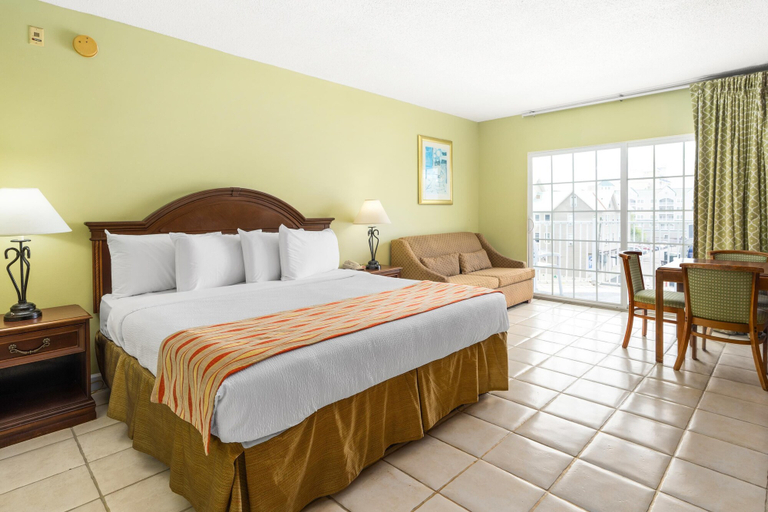 Bedroom 3, Tidelands Caribbean Hotel and Suites, Worcester