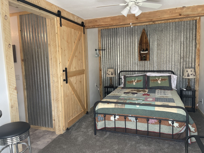 Bedroom 5, Bryce Canyon Country Inn, Garfield