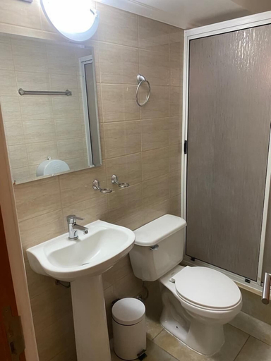 Bathroom, Av. Balmaceda 1312, El Loa