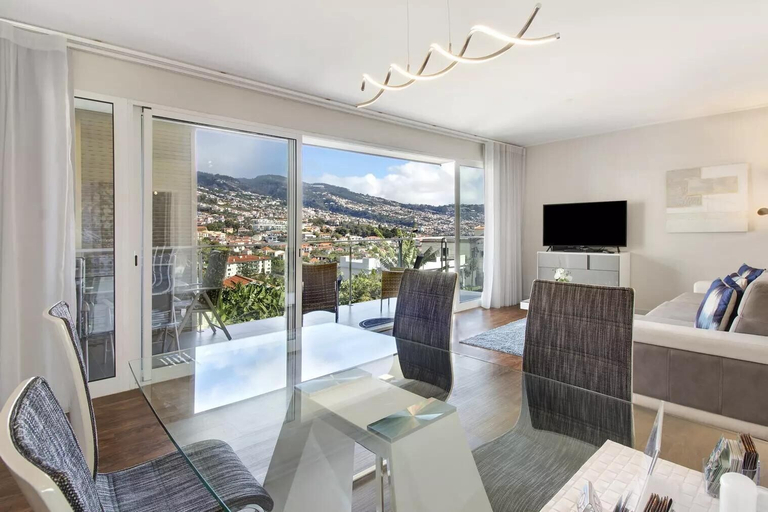 Others 5, 1 Bed Apartment Sleeps 4 With Pool, Funchal