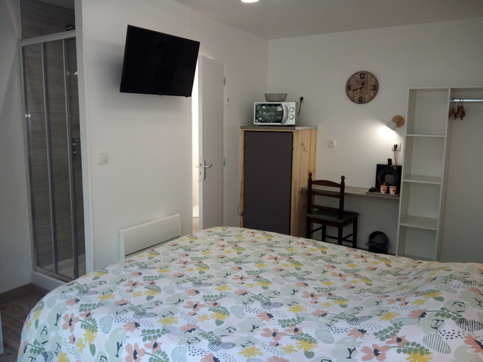 Bedroom 3, R & C - Room and Calm, Vendée