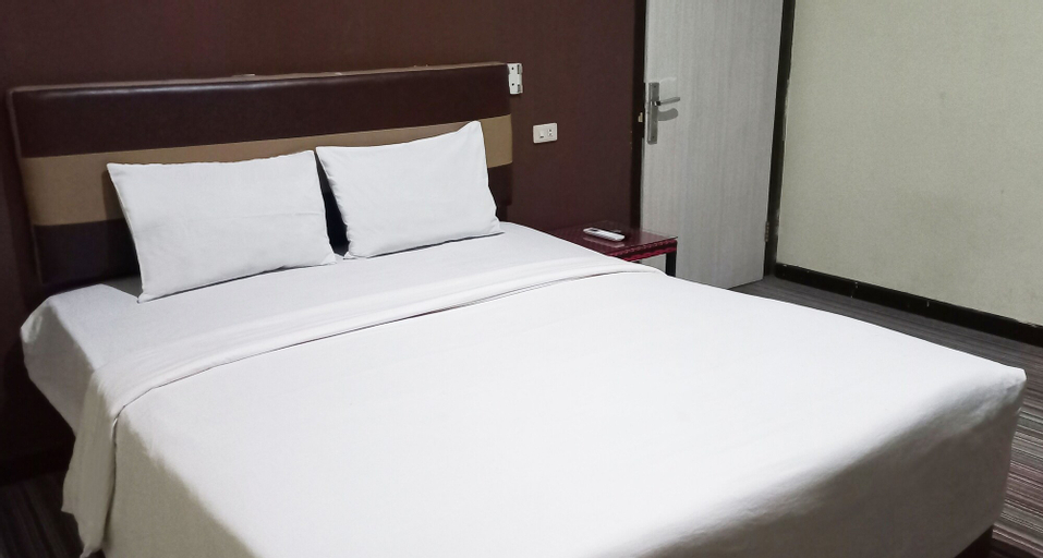 Bedroom 9