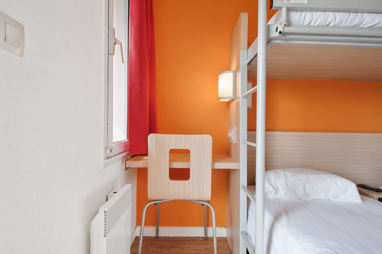 Bedroom 9