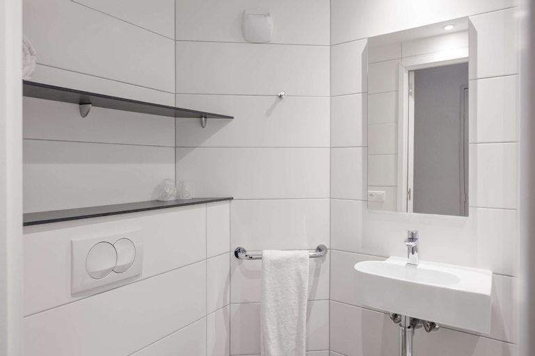 Bedroom 4, Premiere Classe Lyon Centre - Gare Part Dieu, Rhône