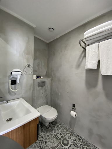 Bathroom 5, No57 Suites, Merkez