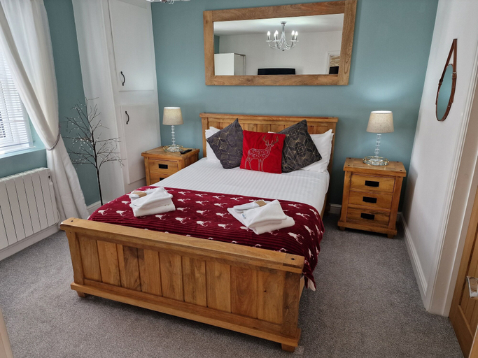 Bedroom, Stunning 1-bed Cottage Near Carlisle With Hot tub, Cumbria