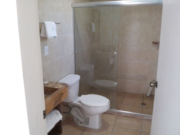 Bathroom 4, Happy Express Hotel, Del Centro